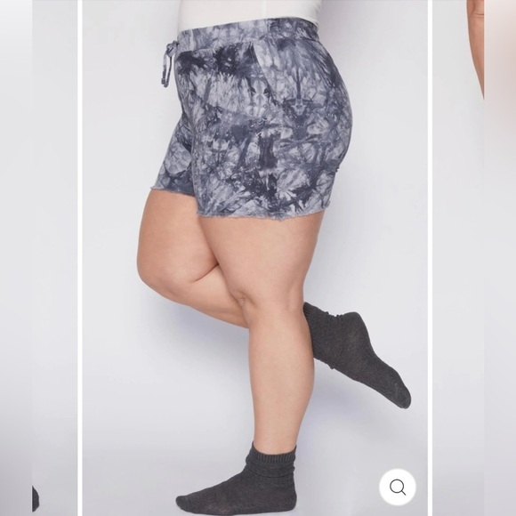 Royalty for Me linen blend lounge blue tie dye shorts NEW elastic waist - Picture 1 of 6